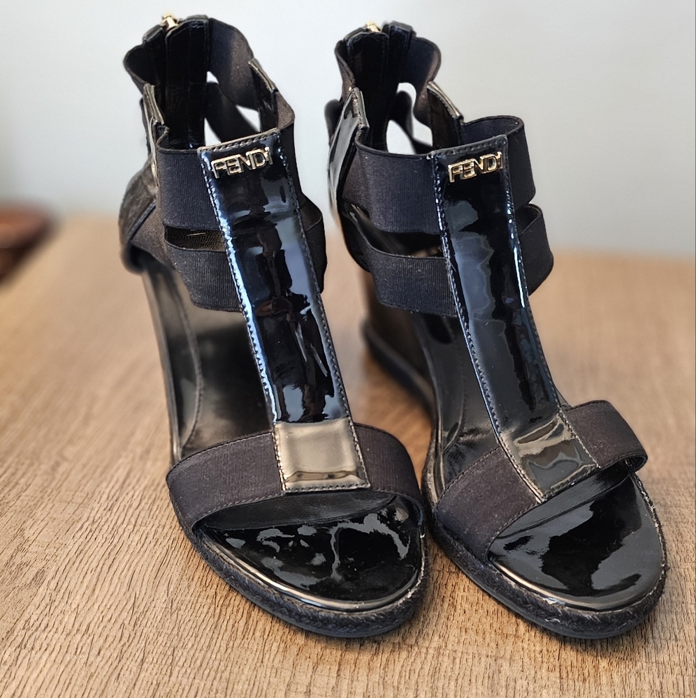 Fendi Black Patent Leather and Elastic T-Strap Espadrille Wedge Sandals